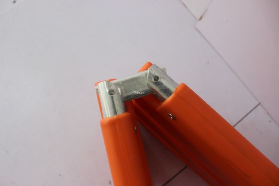 एक्स-रे और सीटी प्रवेश के साथ उच्च घनत्व वाले प्लास्टिक फोल्डेबल आपातकालीन स्ट्रेचर रीढ़ की हड्डी बोर्ड